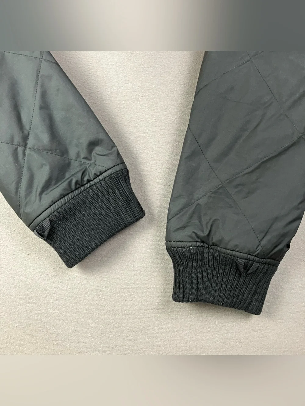 Patagonia Men’s Size L Black Quilted Bomber Piffer Jacket Full Zip